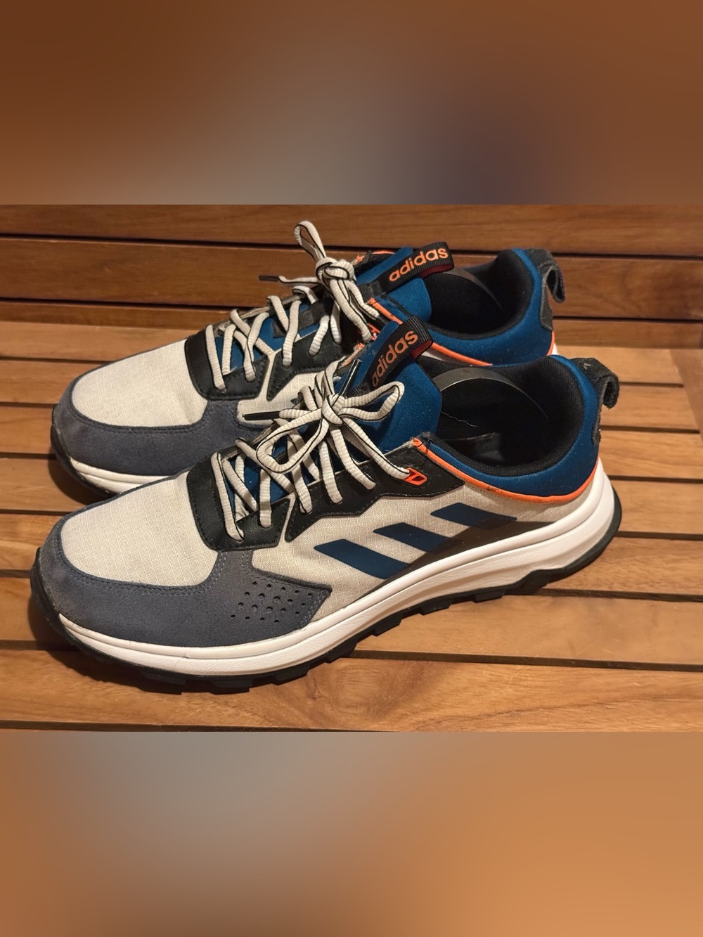 Adidas Response Trail shoes Cloud White/Tech Mineral/Tech Ink colorway